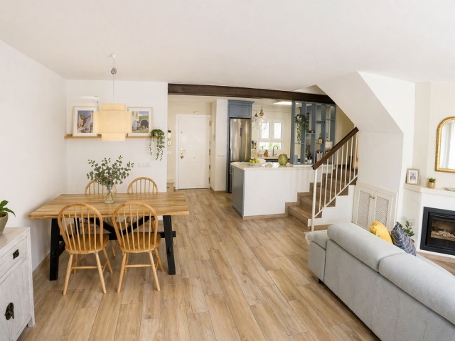 3 Bedrooms Townhouse in Benahavís