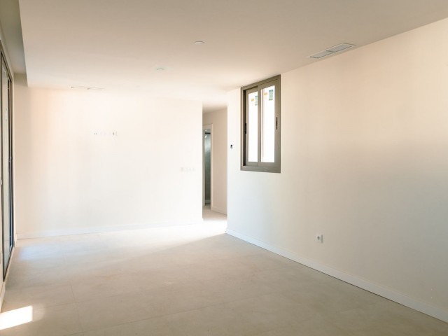 2 Schlafzimmer Apartment in Estepona