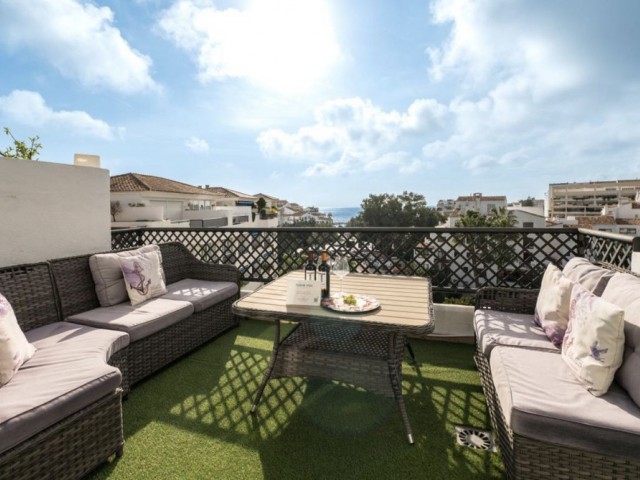 4 Bedrooms Apartment in Puerto Banús