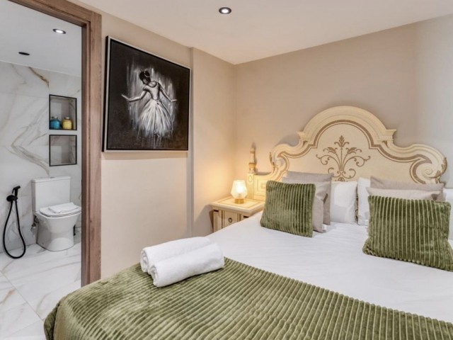 4 Bedrooms Apartment in Puerto Banús