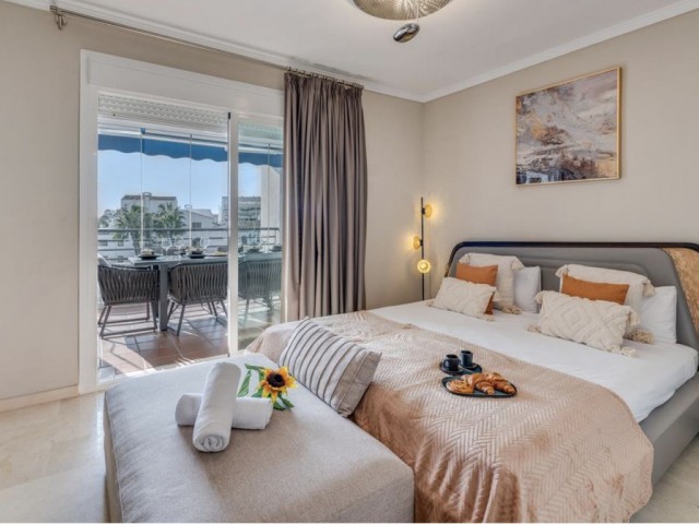 4 Bedrooms Apartment in Puerto Banús