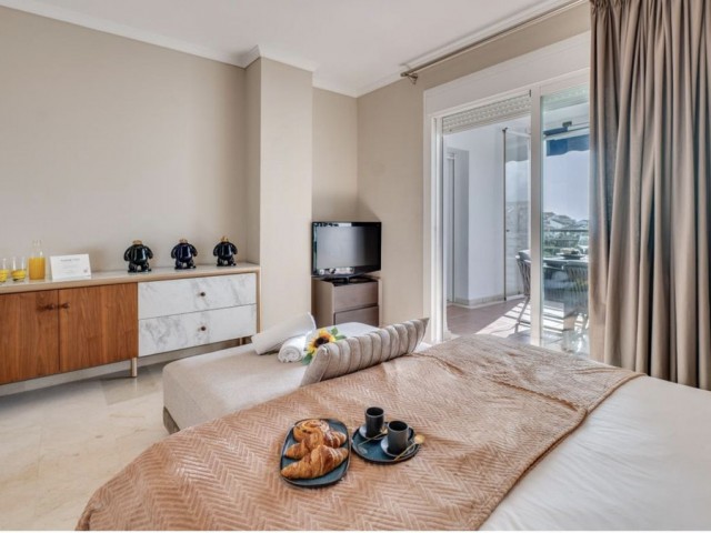 4 Bedrooms Apartment in Puerto Banús
