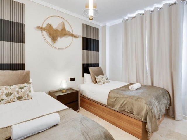4 Bedrooms Apartment in Puerto Banús