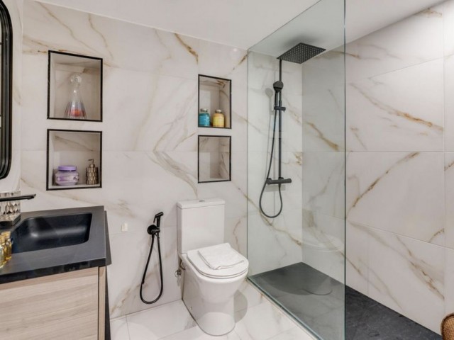 4 Bedrooms Apartment in Puerto Banús