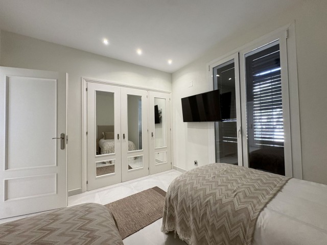 2 Bedrooms Apartment in Elviria