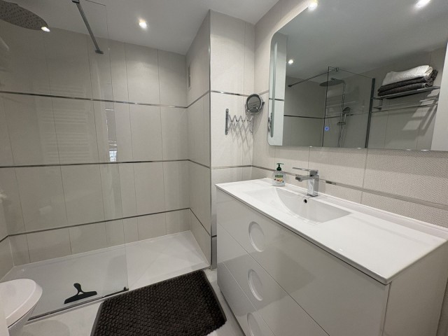 2 Bedrooms Apartment in Elviria