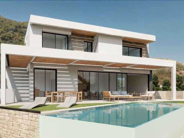 4 Bedrooms Villa in Mijas