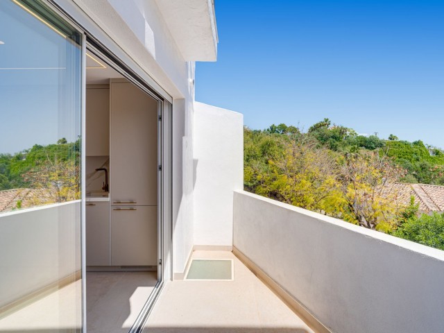 4 Bedrooms Townhouse in Altos de los Monteros