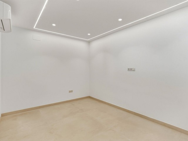4 Bedrooms Townhouse in Altos de los Monteros