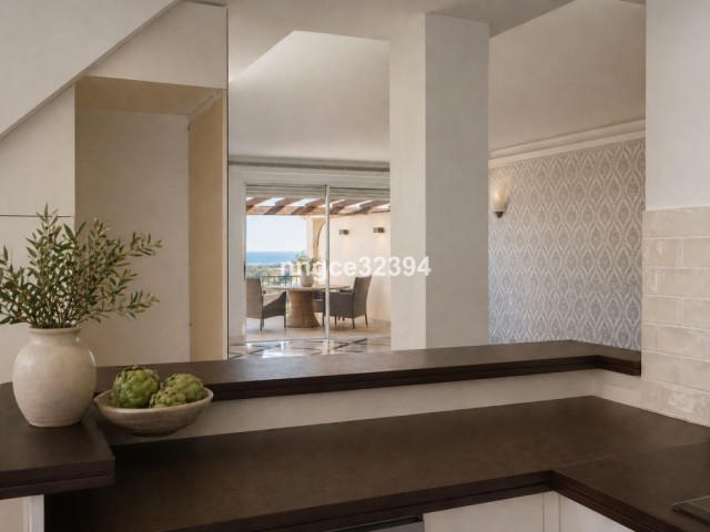 3 Bedrooms Apartment in Benahavís