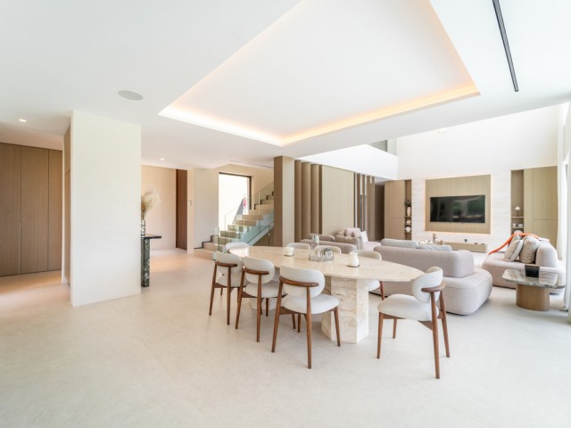 6 Bedrooms Villa in Los Monteros