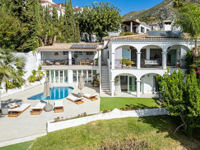 4 Schlafzimmer Villa in Istán