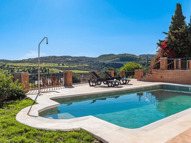 4 Schlafzimmer Villa in Estepona