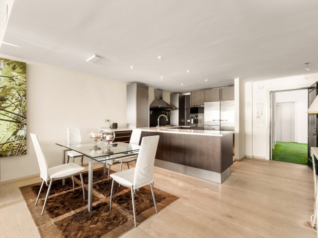 2 Bedrooms Apartment in Puerto Banús