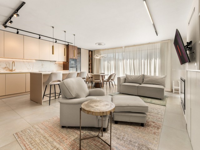 4 Slaapkamer Rijtjeshuis in Estepona