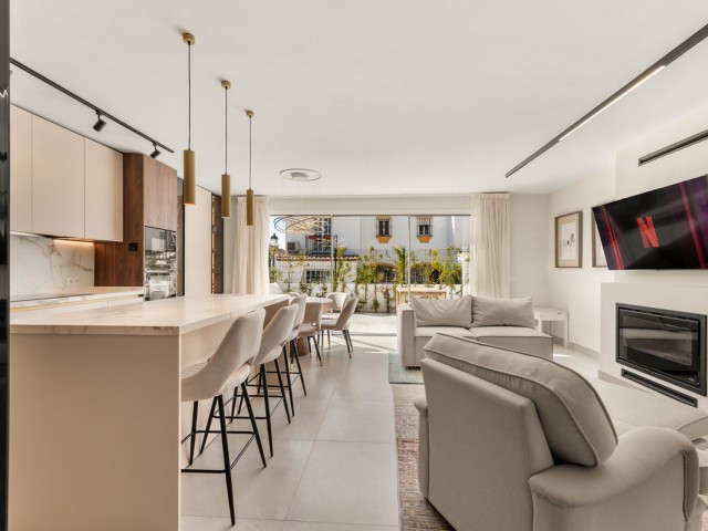4 Slaapkamer Rijtjeshuis in Estepona