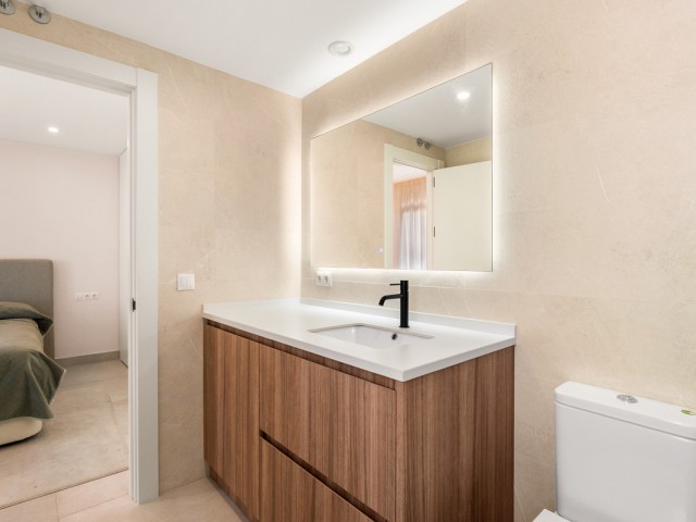 4 Slaapkamer Rijtjeshuis in Estepona
