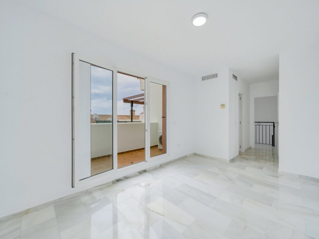 3 Bedrooms Apartment in Benalmadena Costa