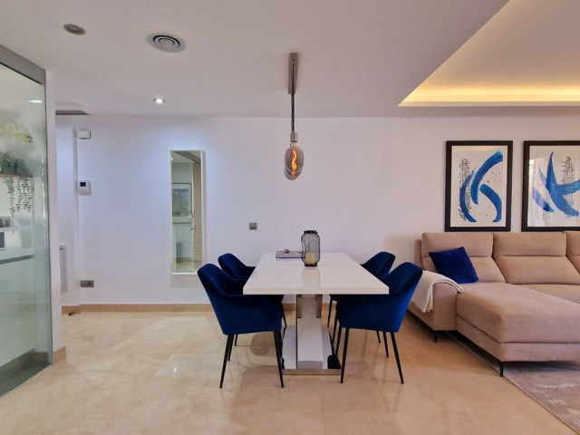 Penthouse avec 3 Chambres  à San Pedro de Alcántara