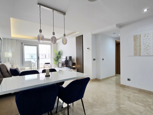 Penthouse avec 3 Chambres  à San Pedro de Alcántara