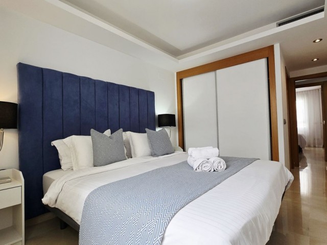 Penthouse avec 3 Chambres  à San Pedro de Alcántara