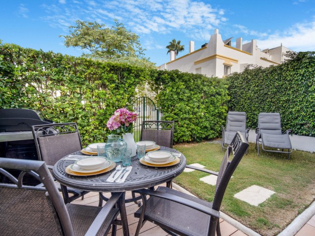 4 Bedrooms Townhouse in The Golden Mile