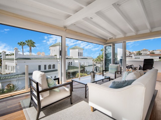 4 Bedrooms Townhouse in The Golden Mile