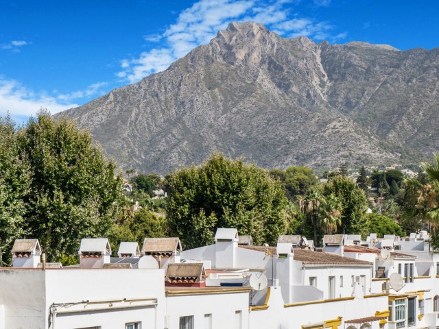 4 Bedrooms Townhouse in The Golden Mile