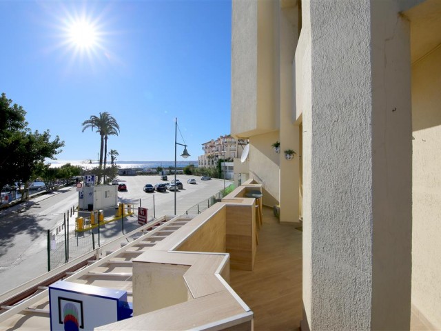 2 Bedrooms Apartment in Estepona
