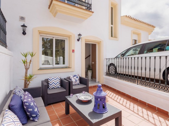Maison mitoyenne avec 3 Chambres  à Alhaurin Golf