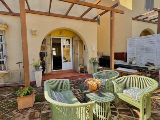 4 Schlafzimmer Reihenhaus in Puerto Banús
