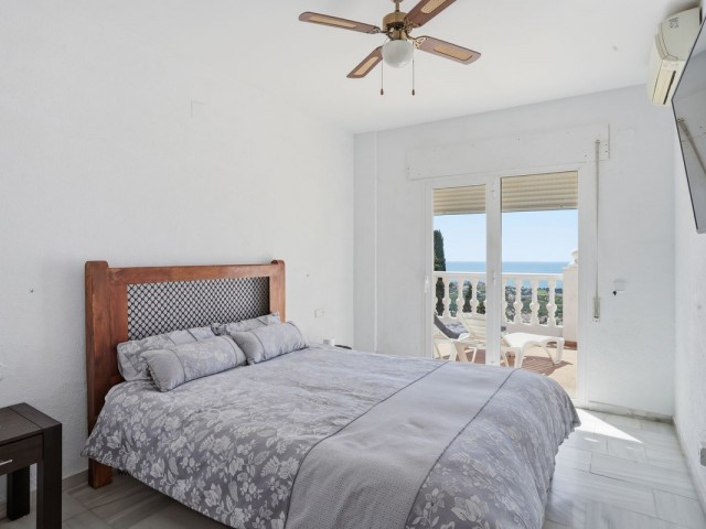 6 Bedrooms Villa in Benalmadena