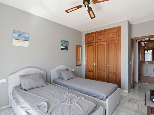 6 Bedrooms Villa in Benalmadena