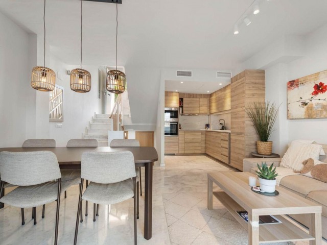 3 Bedrooms Townhouse in Riviera del Sol