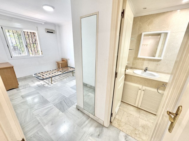 Appartement avec 2 Chambres  à Nagüeles