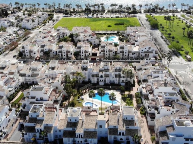 2 Bedrooms Apartment in San Pedro de Alcántara
