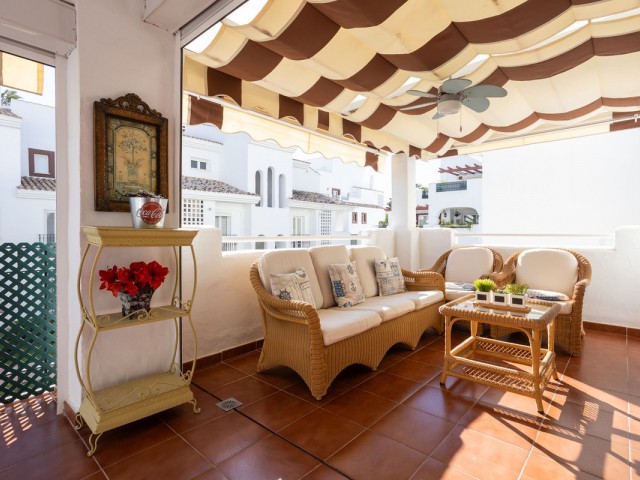 2 Bedrooms Apartment in San Pedro de Alcántara
