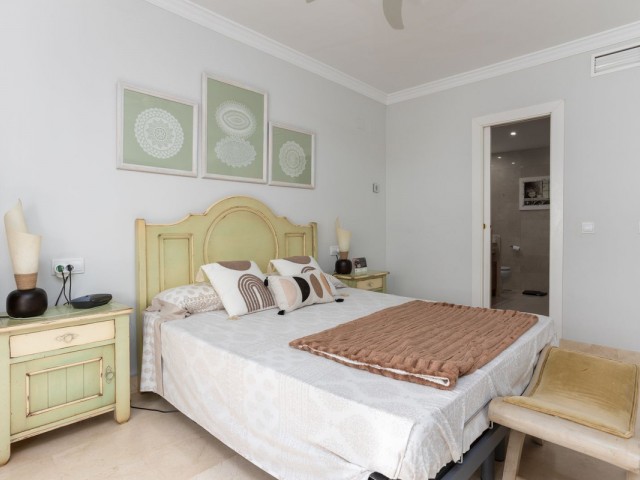 2 Bedrooms Apartment in San Pedro de Alcántara
