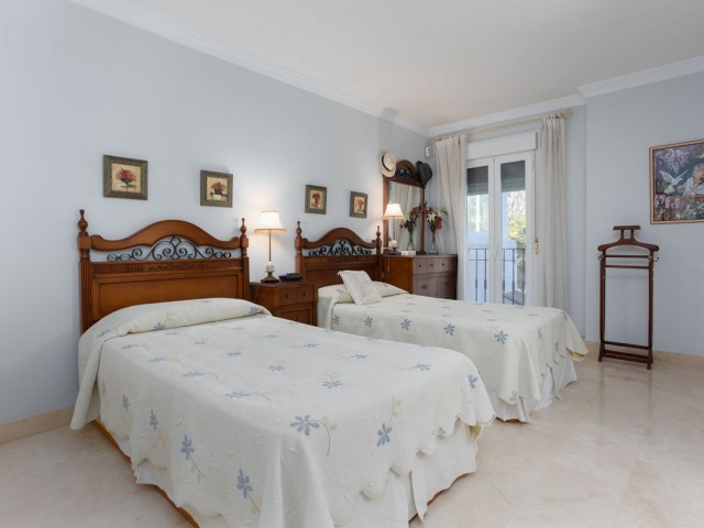 2 Bedrooms Apartment in San Pedro de Alcántara