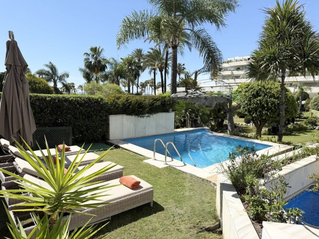 3 Bedrooms Apartment in Puerto Banús