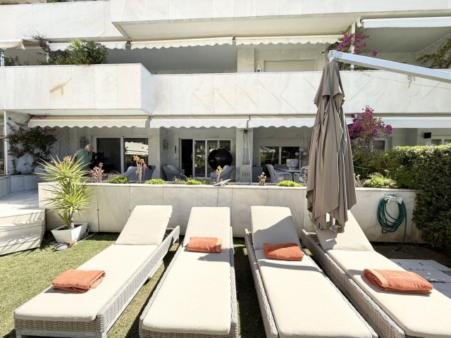 3 Bedrooms Apartment in Puerto Banús