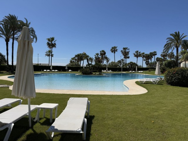 3 Bedrooms Apartment in Puerto Banús