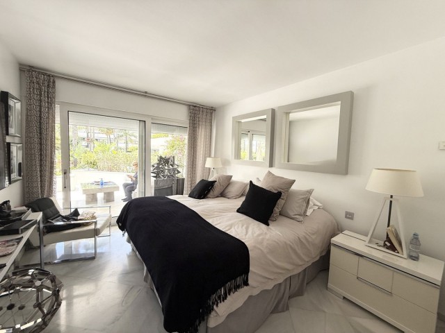 3 Bedrooms Apartment in Puerto Banús