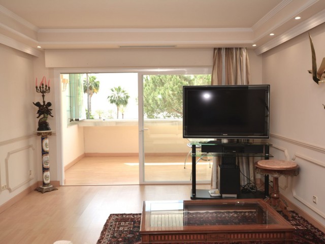 3 Bedrooms Apartment in Marbella
