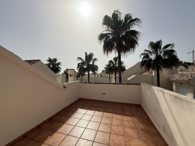 3 Bedrooms Townhouse in Marbella