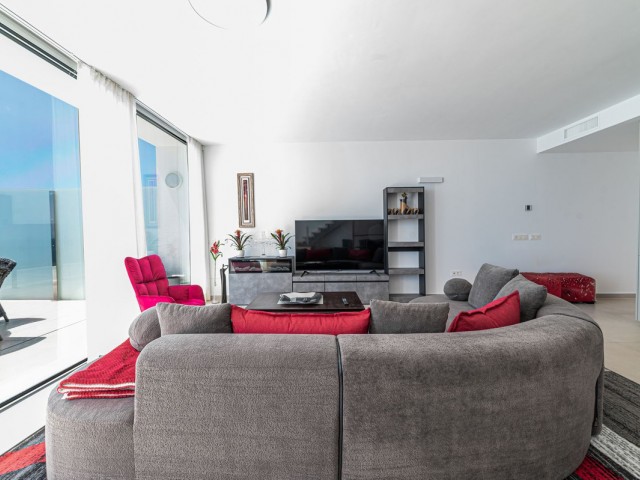 3 Bedrooms Apartment in Benalmadena