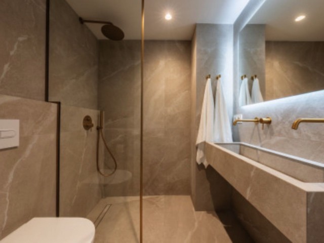 4 Slaapkamer Rijtjeshuis in Nueva Andalucía