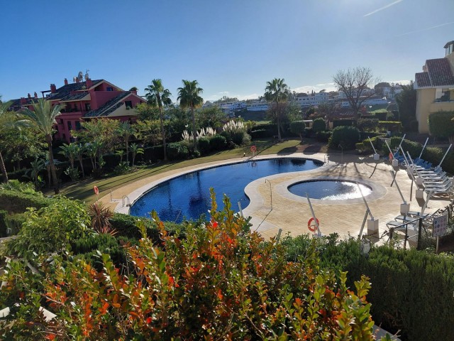 Appartement, Estepona, R5370319