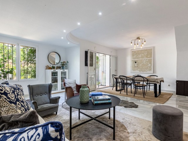5 Bedrooms Townhouse in The Golden Mile