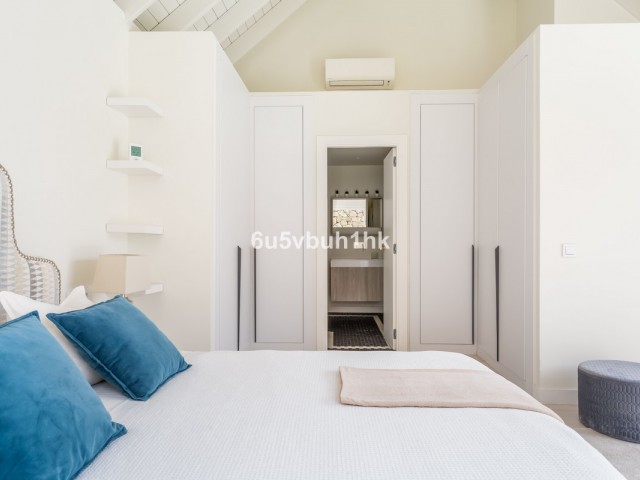 5 Slaapkamer Rijtjeshuis in Marbella